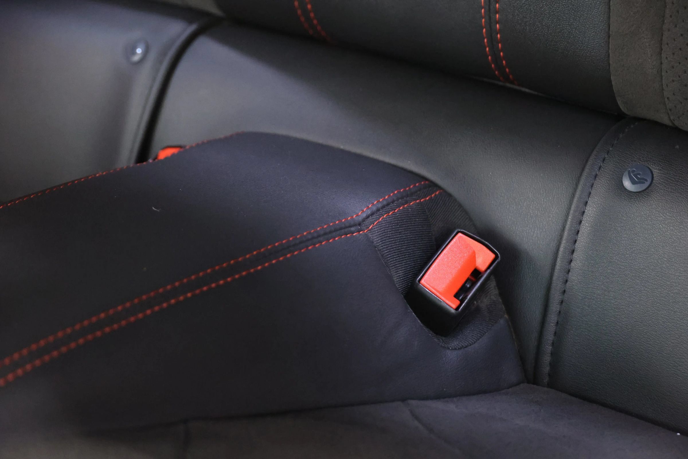 Used 2018 Chevrolet Camaro ZL1 RWD image 57