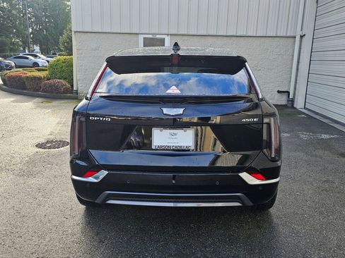 New 2026 Cadillac Optiq Luxury 1 image 5