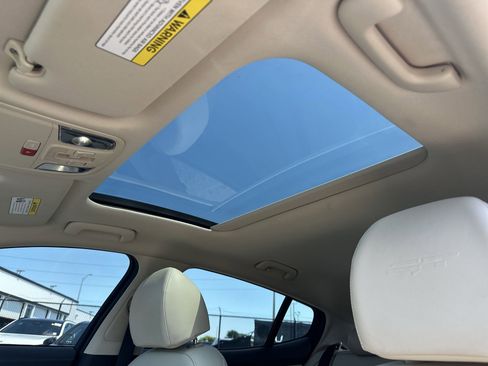 Certified 2023 Kia Stinger GT2 image 16