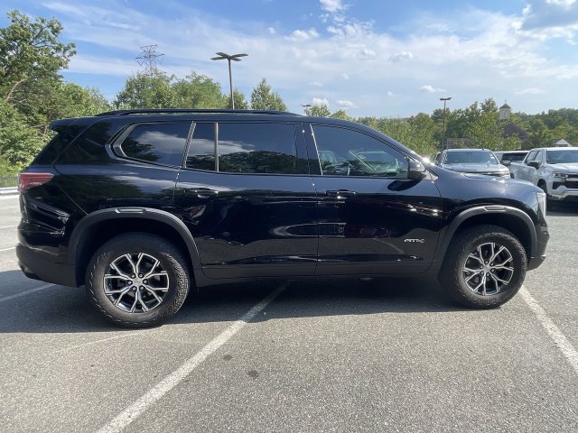 Certified 2024 GMC Acadia AT4 w/ Luxury Package AWD/4WD image 9