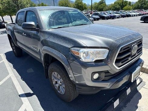 Used 2019 Toyota Tacoma SR5 AWD/4WD image 2