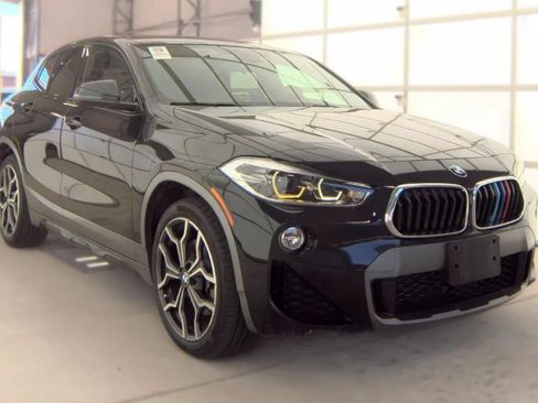 Used 2018 BMW X2 xDrive28i AWD/4WD image 2