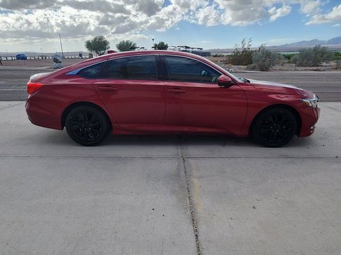 Used 2018 Honda Accord LX image 4