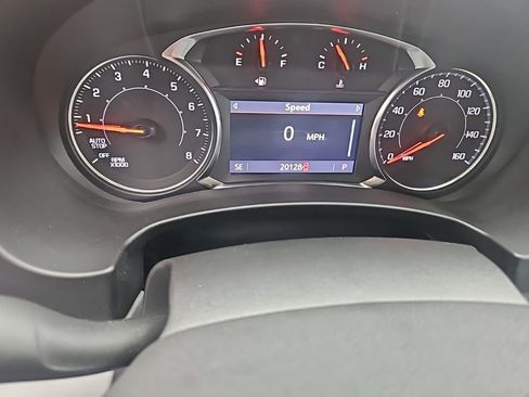 Used 2022 GMC Terrain SLT image 12