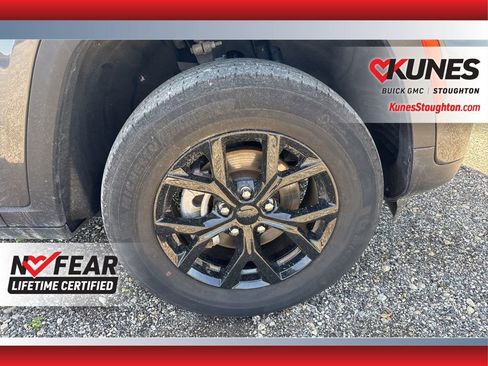 Used 2024 Jeep Grand Cherokee Altitude AWD/4WD image 15