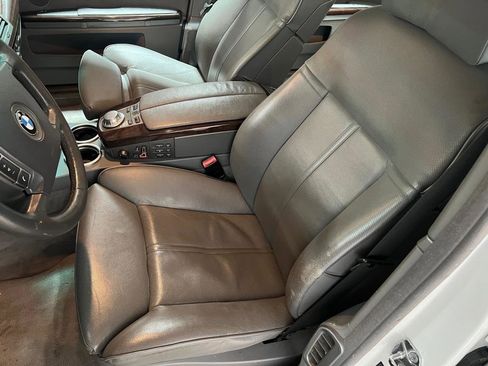 Used 2004 BMW 745Li RWD image 19