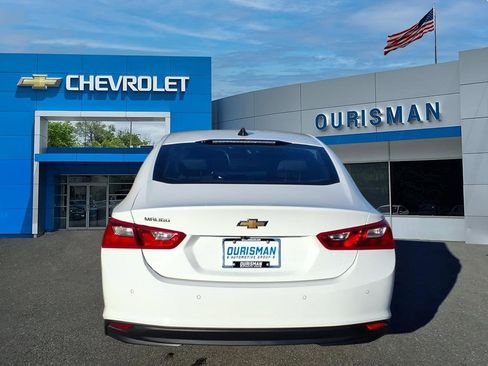 Used 2024 Chevrolet Malibu LS image 4