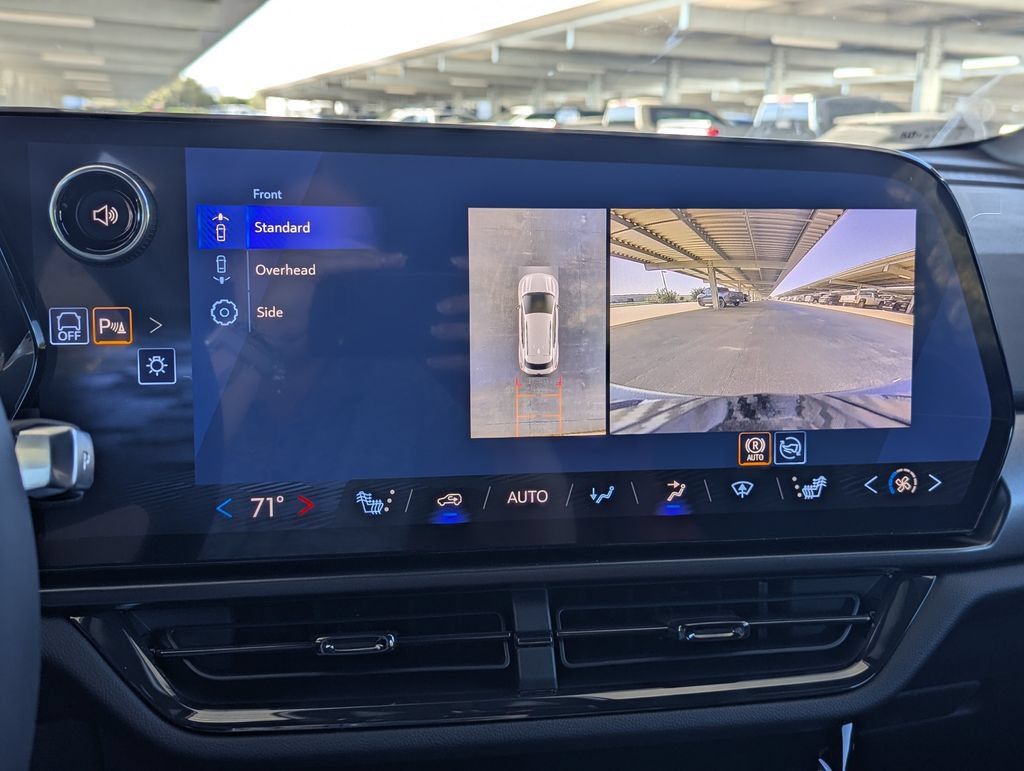 New 2026 Chevrolet Equinox EV RS FWD image 21