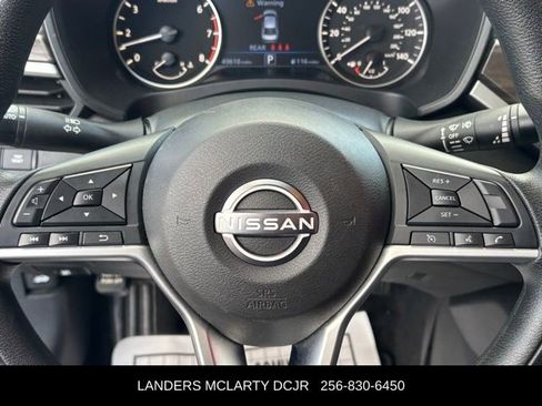 Used 2024 Nissan Altima 2.5 SV image 23