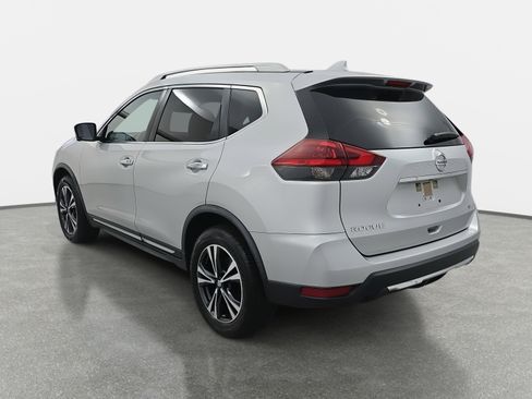 Used 2018 Nissan Rogue SL image 5