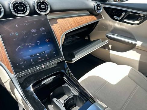 Certified 2022 Mercedes-Benz C 300 4MATIC Sedan image 32