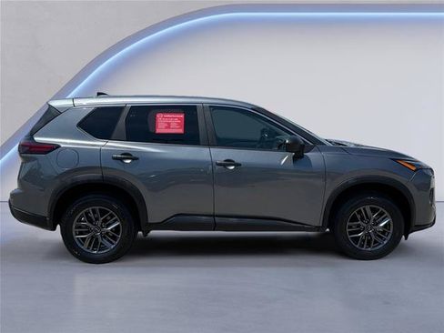 Certified 2025 Nissan Rogue S AWD/4WD image 1