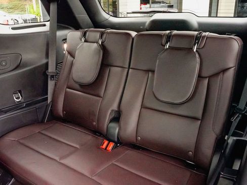 Used 2025 Ford Explorer Platinum w/ Ultimate Package image 14