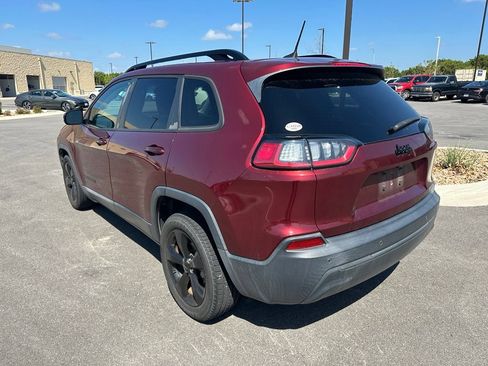 Used 2020 Jeep Cherokee Latitude Plus FWD image 5