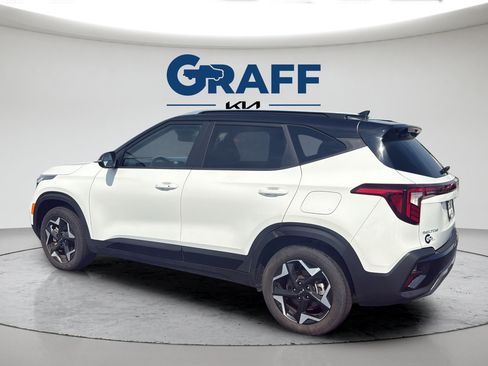 Used 2025 Kia Seltos S AWD/4WD image 14