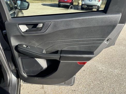 Used 2024 Ford Escape Active image 31