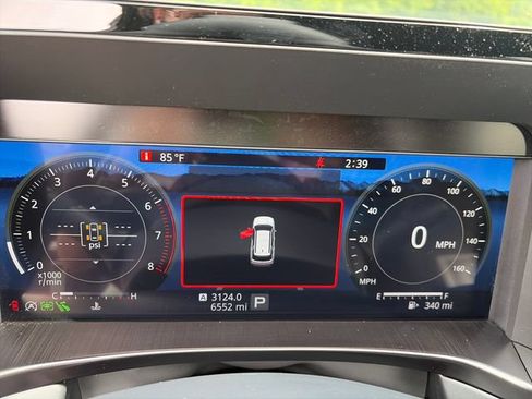 Certified 2026 Subaru Outback Touring XT AWD/4WD image 13