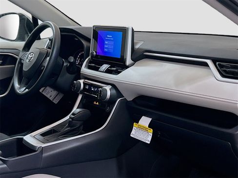 New 2025 Toyota RAV4 XLE image 27