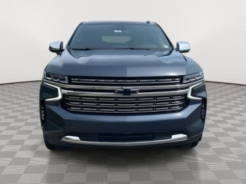Used 2021 Chevrolet Suburban Premier AWD/4WD image 2