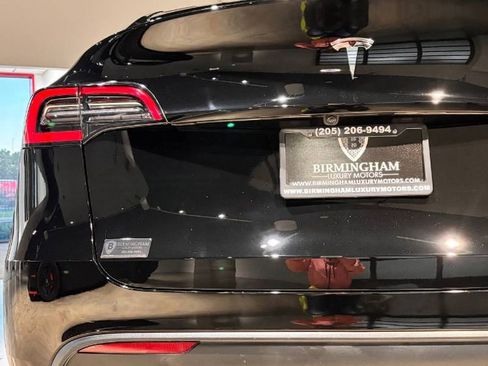 Used 2023 Tesla Model Y Long Range image 15