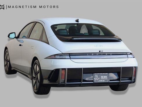 Used 2024 Hyundai Ioniq 6 SE AWD/4WD image 7