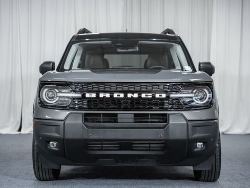 Certified 2025 Ford Bronco Sport Outer Banks w/ Outer Banks Tech Package+ image 2