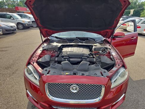Used 2011 Jaguar XJ RWD image 38