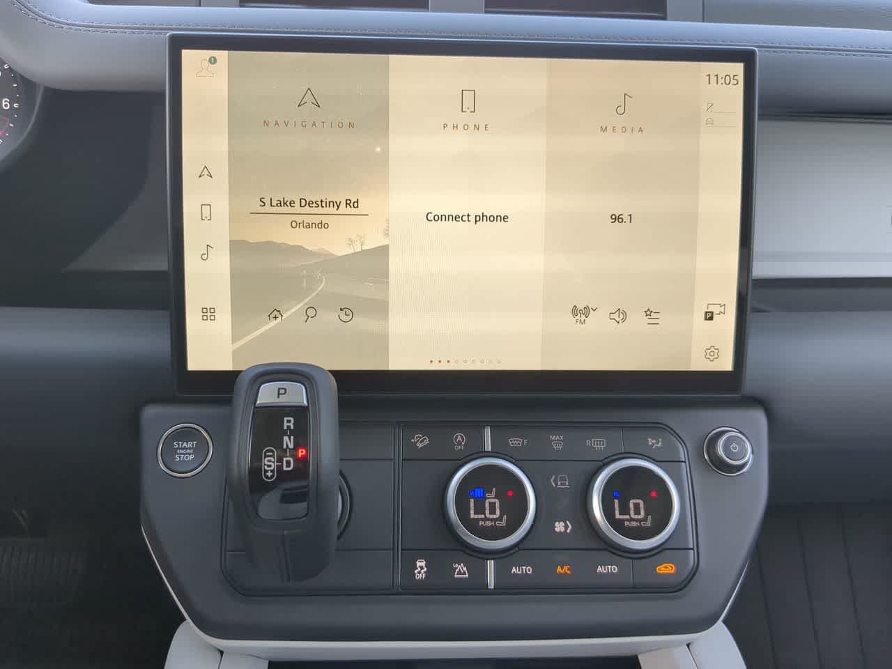 New 2026 Land Rover Defender 110 X-Dynamic SE AWD/4WD image 30