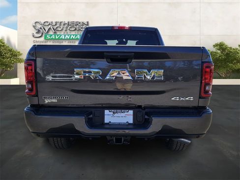New 2026 RAM 2500 Big Horn AWD/4WD image 4