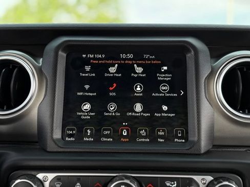 Used 2018 Jeep Wrangler Unlimited Sahara w/ Dual Top Group AWD/4WD image 9