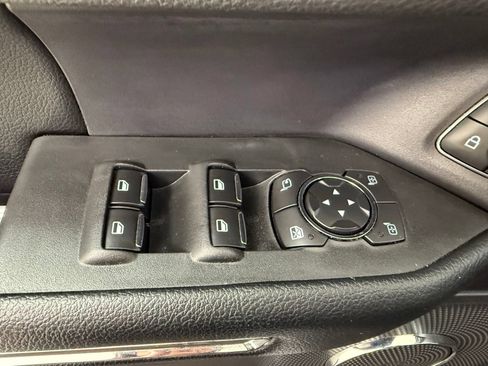 Used 2021 Ford Expedition XLT AWD/4WD image 12