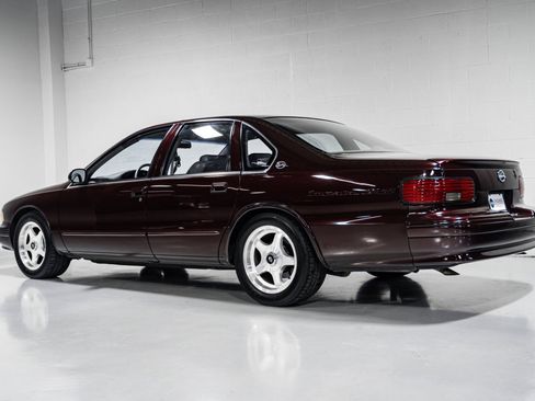Used 1995 Chevrolet Impala SS image 5