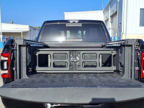 Used 2022 RAM 2500 Limited AWD/4WD image 11