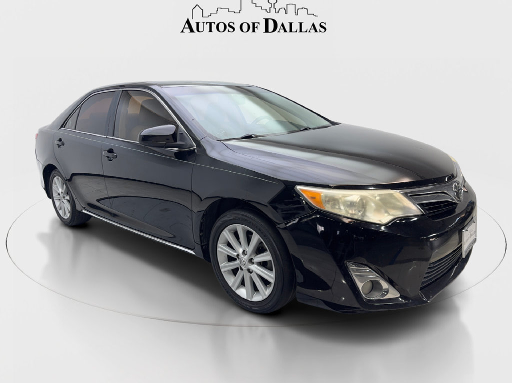 Used 2014 Toyota Camry XLE w/ Convenience Package FWD image 5