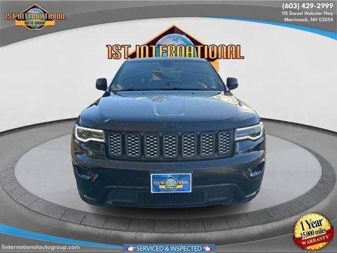 Used 2020 Jeep Grand Cherokee Altitude AWD/4WD image 3