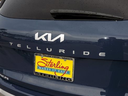 Used 2024 Kia Telluride S w/ S Sunroof Package FWD image 17