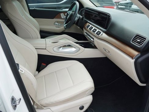 Used 2024 Mercedes-Benz GLE 350 4MATIC image 9