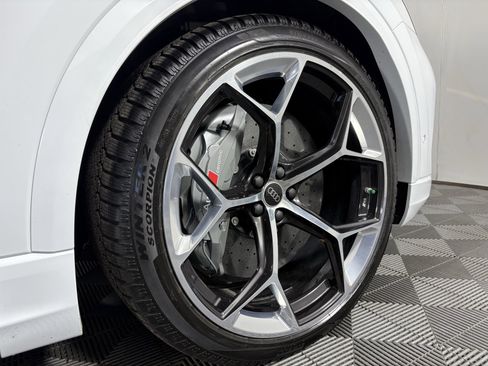 Used 2025 Audi RS Q8 performance image 8