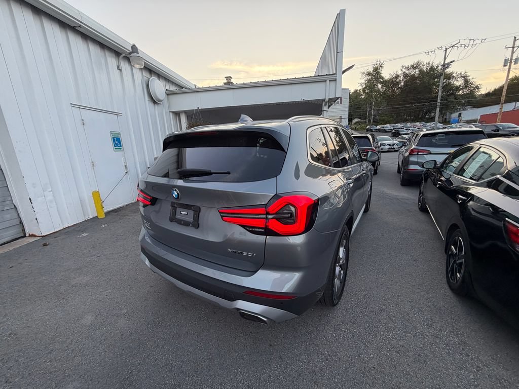 Used 2023 BMW X3 xDrive30i w/ Premium Package w/ZPA AWD/4WD image 5