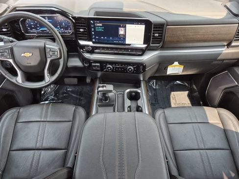 Used 2023 Chevrolet Silverado 1500 High Country w/ High Country Premium Package AWD/4WD image 20