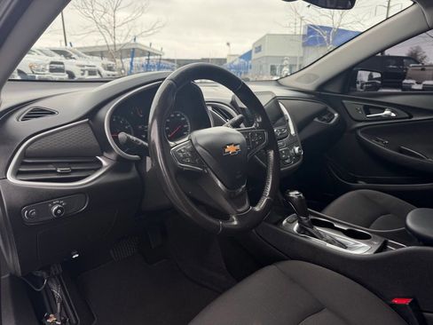 Used 2020 Chevrolet Malibu RS image 16