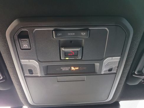 Used 2025 Toyota 4Runner TRD Off-Road AWD/4WD image 7