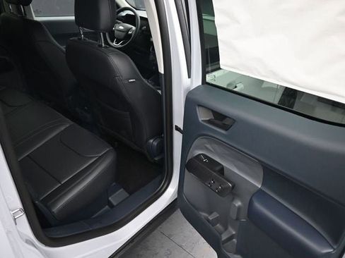New 2026 Ford Maverick Lariat w/ Black Appearance Package AWD/4WD image 14