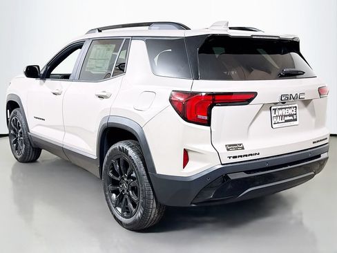 New 2027 GMC Terrain Elevation w/ Black Edition FWD image 3
