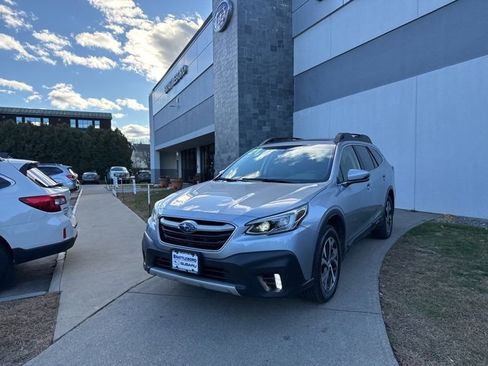 Used 2021 Subaru Outback Limited XT image 10