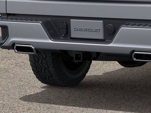New 2026 Chevrolet Silverado 1500 RST w/ Z71 Off-Road Package AWD/4WD image 14
