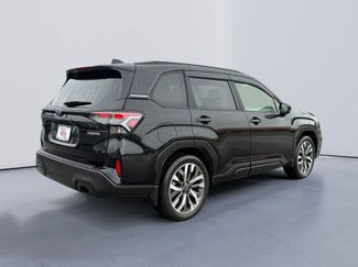 Certified 2025 Subaru Forester Touring AWD/4WD video 3