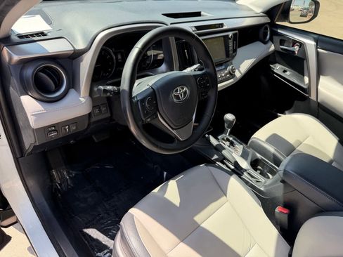 Used 2018 Toyota RAV4 Limited w/ Advanced Technology Package image 2