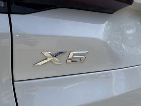 Certified 2025 BMW X5 xDrive50e AWD/4WD image 8