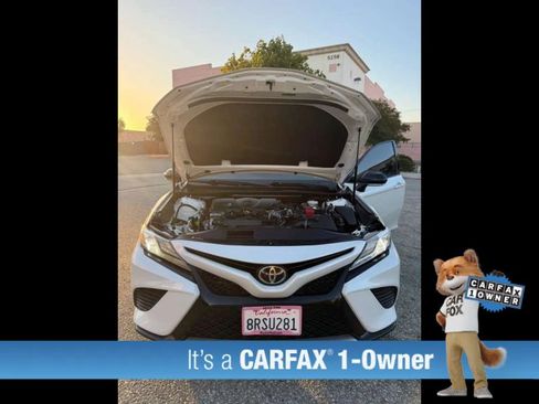 Used 2020 Toyota Camry XSE FWD image 16